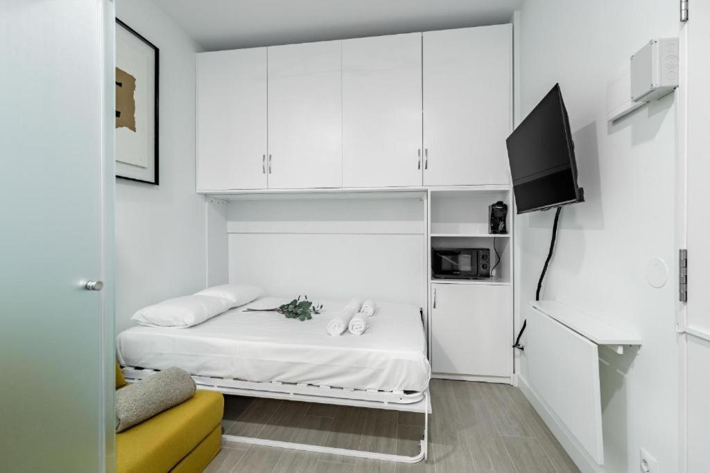 Charming Sol Apartment III มาดริด ภายนอก รูปภาพ